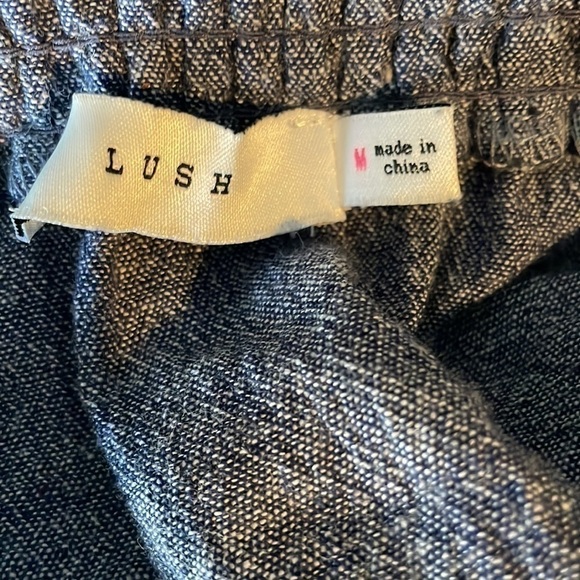 Lush embroidered design off the shoulder dress - Picture 5 of 6